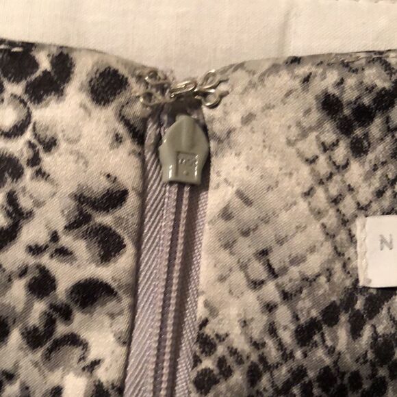 NY&Co 2 Stretch Python Print Gray Silver Pencil Skirt - Picture 9 of 13